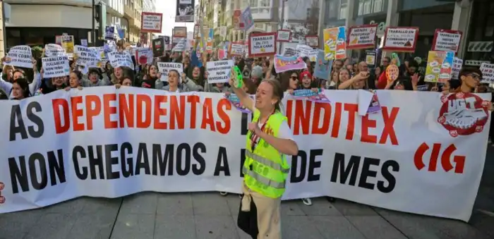 Manifestación del textil en galicia por salarios dignos