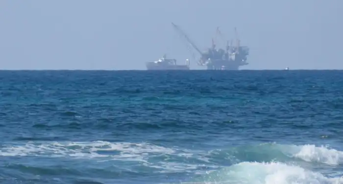 Plataforma del yacimiento de gas Leviatán en las costas de Israel. / Amir Bendavid (CC BY-SA 4.0)
