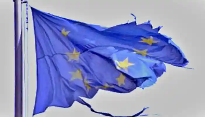 Bandera deshilachada de la UE