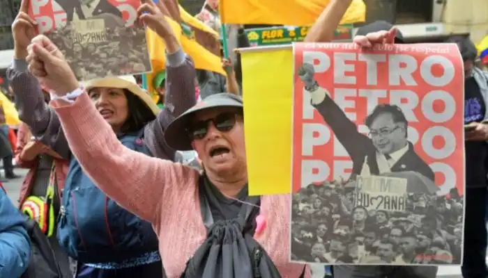 Colombia: Amenaza de golpe de Estado contra Petro