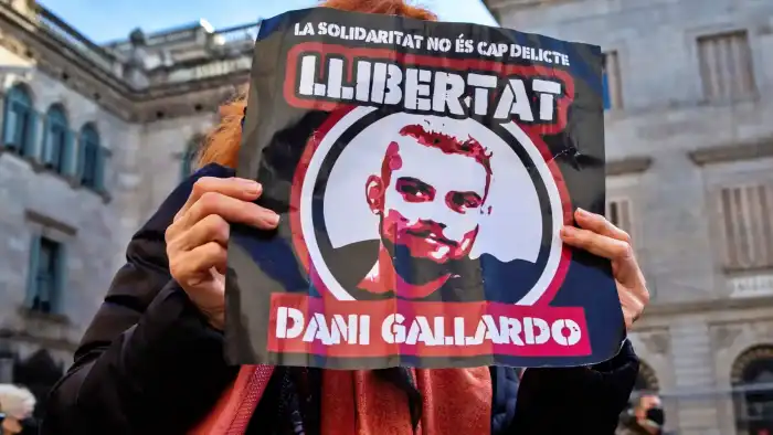 Cartel pidiendo libertad para Dani Gallardo