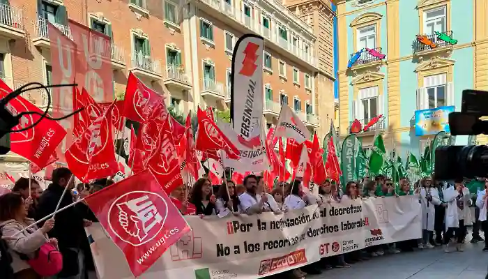Sindicatos contra el decreto de macroáreas sanitarias de la Generalitat Valenciana