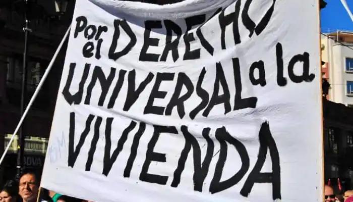 Pancarta manifestación derecho a la vivienda en Vigo