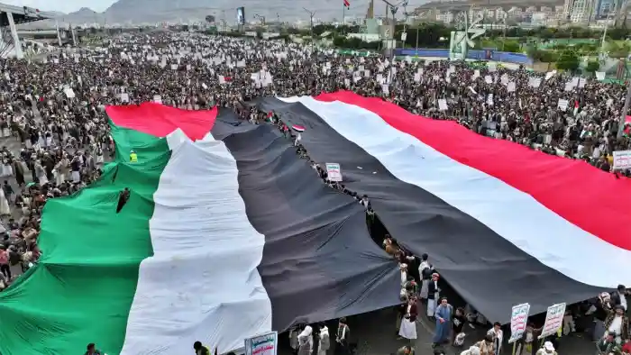 Manifestación de solidaridad con Palestina en la capital de Yemen